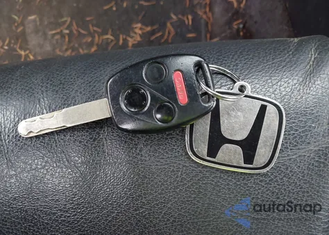 2007 Honda Accord 3.0 Ex z USA, uszkodzony, nr VIN 1HGCM66517A083015